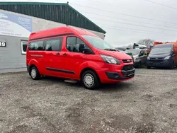 Rot Gebraucht 2017 Ford Transit Custom Van / Kleinbus | 20.990 €