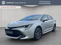 Cosmicsilber metallic Gebraucht 2021 Toyota Corolla Team Kombi | 23.990 € (Guter Preis)