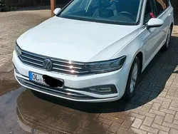 Weiß Gebraucht 2020 VW Passat Kombi | 17.500 € (Guter Preis)
