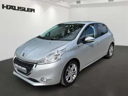 Lackierung aluminiumgrau Gebraucht 2015 Peugeot 208 Style Kleinwagen | 8.990 € (Fairer Preis)