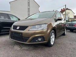 Gold Gebraucht 2011 Seat Alhambra Style Van / Kleinbus | 10.890 € (Etwas zu teuer)