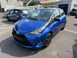 Blau Gebraucht 2017 Toyota Yaris Hybrid Style Kleinwagen | 12.400 € (Fairer Preis)