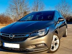 Grau Gebraucht 2017 Opel Astra Active Kombi | 7.800 €