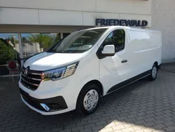 Weiß Gebraucht 2022 Renault Trafic Komfort Van | 27.990 € (Guter Preis)