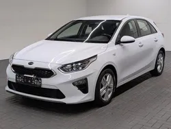 Weiß Gebraucht 2020 Kia Ceed Limousine | 12.980 € (Fairer Preis)