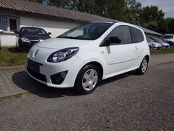 Weiß Gebraucht 2011 Renault Twingo Night&Day Kleinwagen | 4.000 € (Fairer Preis)