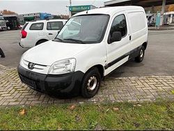 Weiß Gebraucht 2004 Peugeot Partner Van | 1.250 € (Fairer Preis)