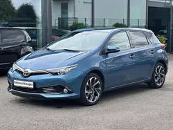 Blau Gebraucht 2017 Toyota Auris Edition-S Limousine | 12.480 € (Fairer Preis)