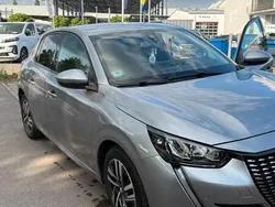 Silber Gebraucht 2020 Peugeot 208 Allure Kleinwagen | 18.200 € (Teuer)