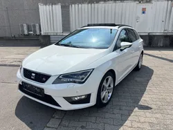 Weiß Gebraucht 2016 Seat Leon ST FR Kombi | 12.990 € (Fairer Preis)