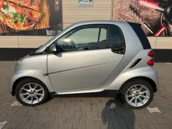 Silber Gebraucht 2007 Smart ForTwo Coupé Coupé | 3.500 € (Fairer Preis)