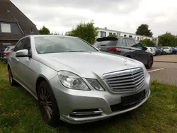 Silber Gebraucht 2012 Mercedes E220 Elegance Limousine | 8.600 € (Superpreis)