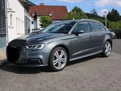 Grau Gebraucht 2020 Audi A3 Sportback e-tron Ambiente Limousine | 19.800 € (Guter Preis)