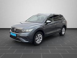 Platinum grey metallic (metallic) Gebraucht 2022 VW Tiguan Allspace Life SUV | 24.999 € (Superpreis)