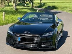 Schwarz Gebraucht 2017 Audi TT Roadster Ambiente Cabrio | 31.790 € (Etwas zu teuer)