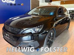 Lackierung schwarz perla nera/ Gebraucht 2019 Peugeot 308 Allure Limousine | 13.990 € (Fairer Preis)