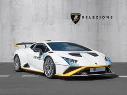 Weiß Gebraucht 2024 Lamborghini Huracán Limousine | 374.900 €
