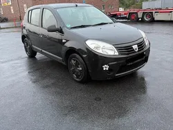 Schwarz Gebraucht 2011 Dacia Sandero Kleinwagen | 1.200 € (Guter Preis)