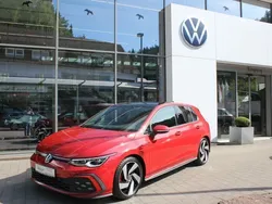 Rot Gebraucht 2021 VW Golf VIII GTI Limousine | 29.990 € (Fairer Preis)