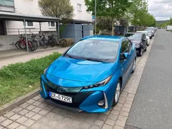 Blau Gebraucht 2019 Toyota Prius Plug-in Hybrid Comfort Kleinwagen | 21.990 €