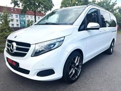 Weiß Gebraucht 2016 Mercedes V220 Van / Kleinbus | 30.400 € (Etwas zu teuer)