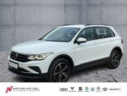 Pure white Gebraucht 2021 VW Tiguan Life SUV | 26.790 € (Etwas zu teuer)