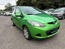 Grün Gebraucht 2010 Mazda 2 Inclusive Kleinwagen | 2.400 € (Guter Preis)