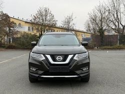 Grün Gebraucht 2018 Nissan X-Trail Tekna SUV | 15.900 € (Fairer Preis)