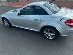 Grau Gebraucht 2004 Mercedes SLK200 Cabrio | 7.999 €