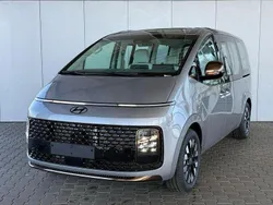Silber Neu 2025 Hyundai Staria Van | 52.000 €