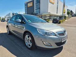 Silber Gebraucht 2010 Opel Astra Edition Limousine | 6.990 € (Fairer Preis)