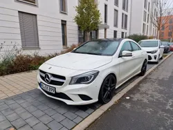 Weiß Gebraucht 2015 Mercedes CLA220 Urban Limousine | 19.500 € (Etwas zu teuer)
