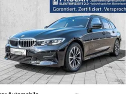 Schwarz Gebraucht 2021 BMW 320e Sport Line Kombi | 26.995 € (Fairer Preis)