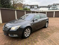 Grau Gebraucht 2009 Opel Insignia Kombi | 3.490 € (Guter Preis)