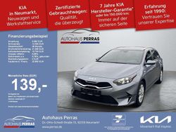 Lunar silver (metallic) Gebraucht 2025 Kia Ceed Sportswagon Vision Kombi | 22.850 € (Superpreis)