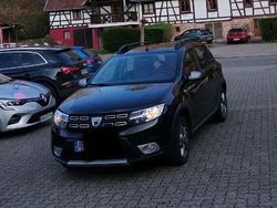 Schwarz Gebraucht 2019 Dacia Sandero Stepway Limousine | 8.999 € (Fairer Preis)