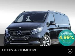Schwarz Gebraucht 2024 Mercedes V300 Avantgarde Van / Kleinbus | 70.567 € (Teuer)