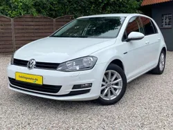 Weiß Gebraucht 2015 VW Golf VII LOUNGE Limousine | 10.990 € (Guter Preis)
