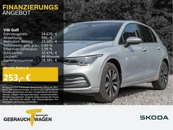 Silber Gebraucht 2023 VW Golf VIII Move Limousine | 24.670 € (Guter Preis)