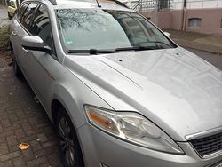 Grau Gebraucht 2008 Ford Mondeo Kombi | 2.100 € (Fairer Preis)