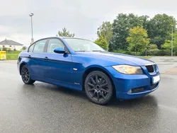 Blau Gebraucht 2006 BMW 320 Limousine | 2.950 € (Guter Preis)