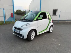 Weiß Gebraucht 2014 Smart ForTwo Electric Drive Kleinwagen | 5.950 €