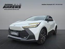 Platinumweiss perleffekt/schwa Neu 2024 Toyota C-HR Team SUV | 36.900 € (Etwas zu teuer)