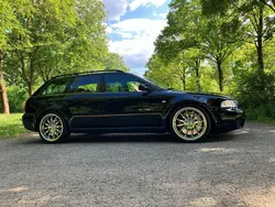 Schwarz Gebraucht 2001 Audi RS4 Sport Kombi | 65.000 €