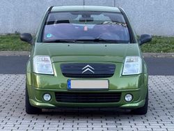 Grün Gebraucht 2005 Citroën C2 Kleinwagen | 2.400 € (Etwas zu teuer)