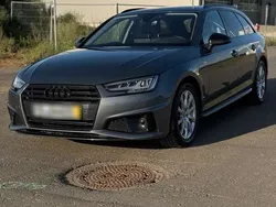 Grau Gebraucht 2019 Audi A4 Sport Kombi | 20.800 € (Fairer Preis)