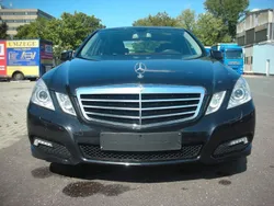Schwarz Gebraucht 2009 Mercedes E250 Avantgarde Limousine | 13.923 € (Fairer Preis)