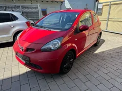 Rot Gebraucht 2006 Toyota Aygo Kleinwagen | 1.499 € (Fairer Preis)