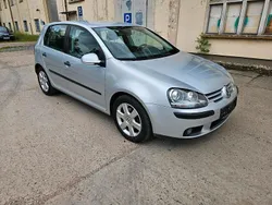 Silber Gebraucht 2004 VW Golf V Limousine | 2.600 € (Fairer Preis)