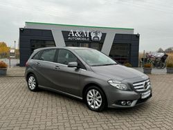 Grau Gebraucht 2014 Mercedes B180 Van / Kleinbus | 10.900 € (Etwas zu teuer)